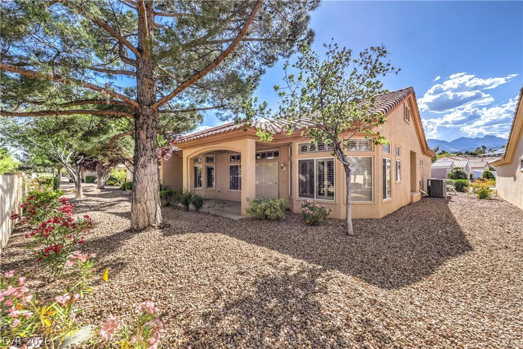 2330 Spring Water, Las Vegas, NV 89134