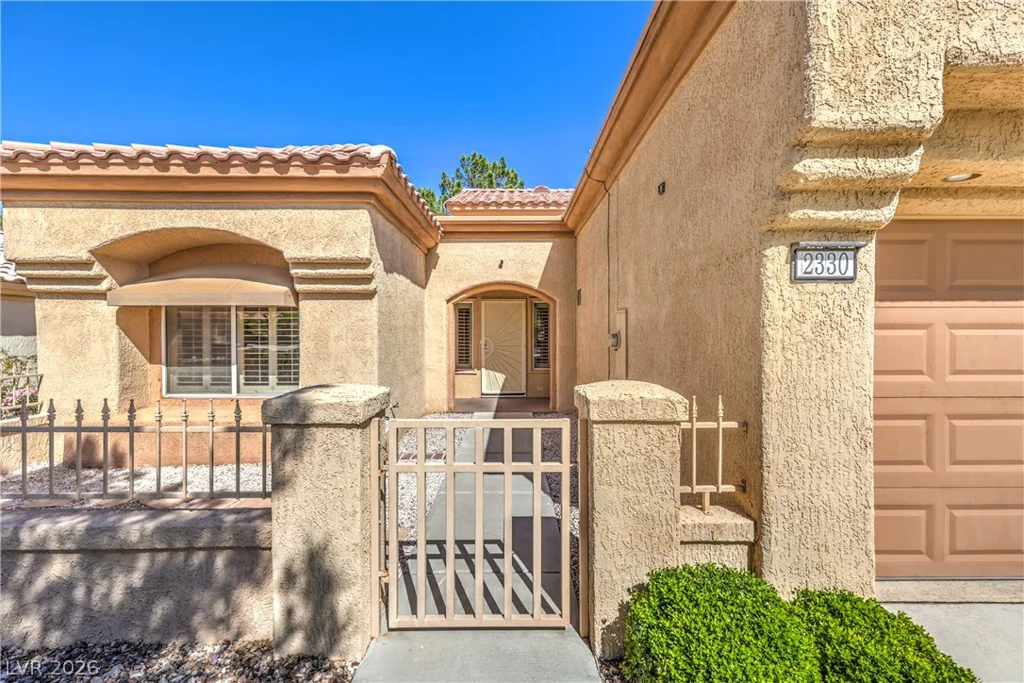 2330 Spring Water, Las Vegas, NV 89134
