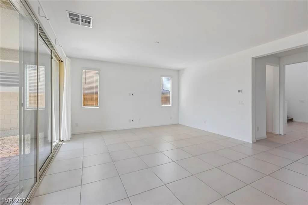 762 Spirit Lake, Las Vegas, NV 89138