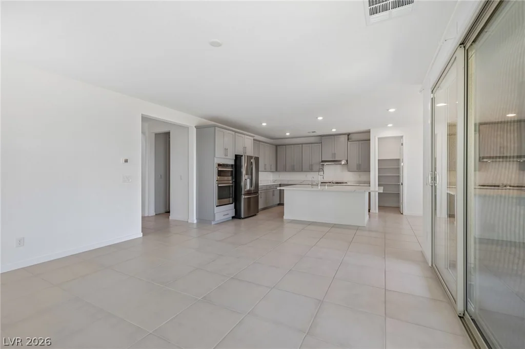 762 Spirit Lake, Las Vegas, NV 89138