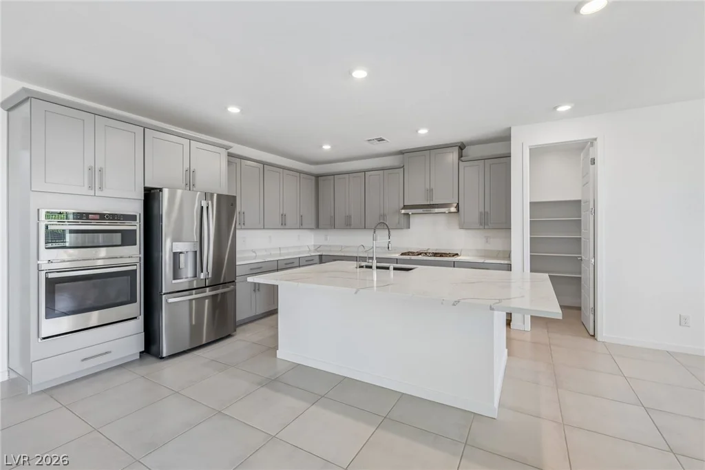 762 Spirit Lake, Las Vegas, NV 89138