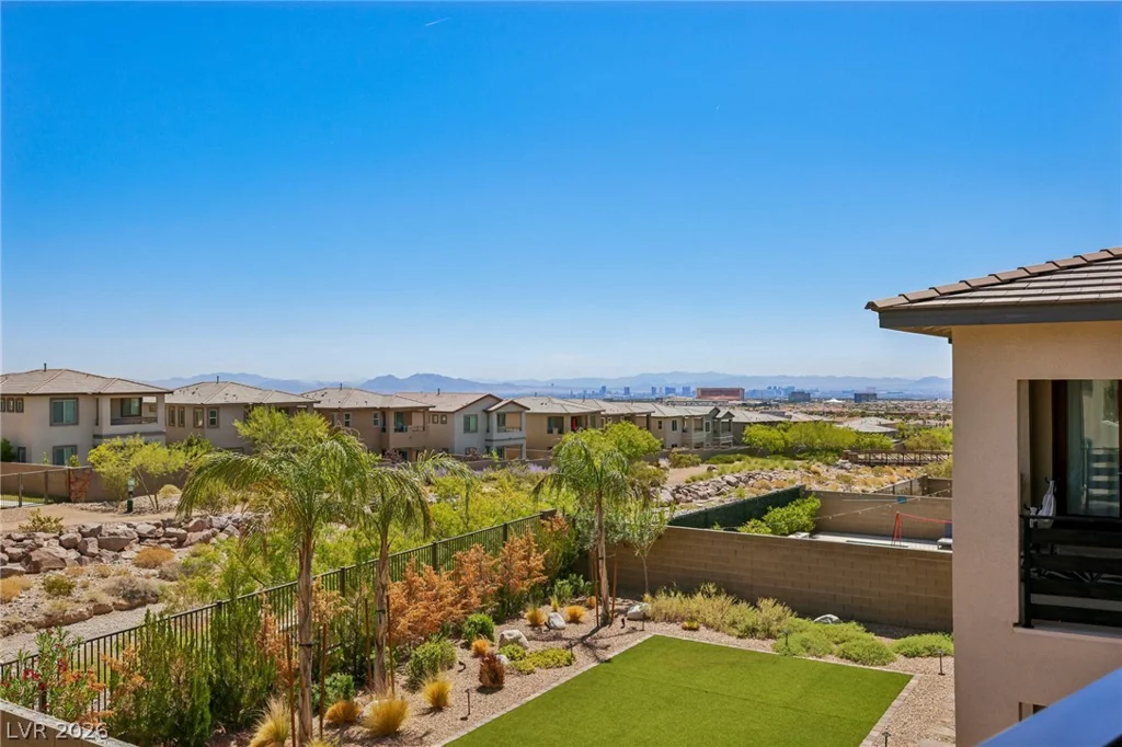 762 Spirit Lake, Las Vegas, NV 89138