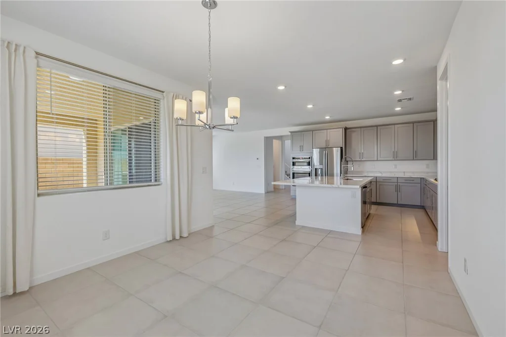 762 Spirit Lake, Las Vegas, NV 89138