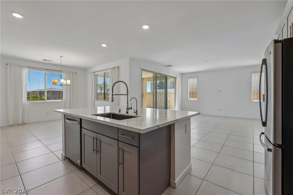 762 Spirit Lake, Las Vegas, NV 89138