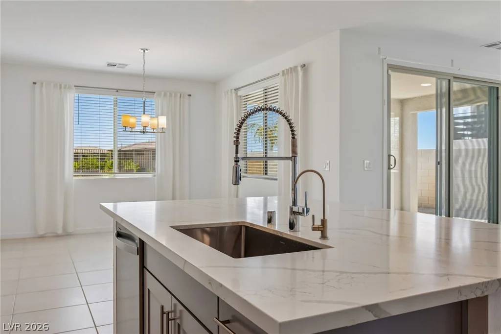 762 Spirit Lake, Las Vegas, NV 89138