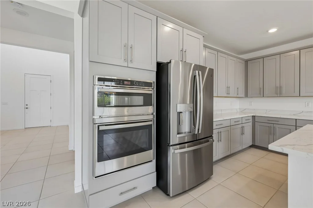 762 Spirit Lake, Las Vegas, NV 89138
