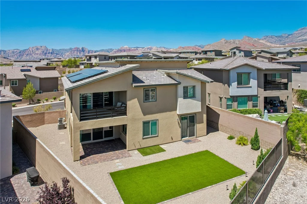 762 Spirit Lake, Las Vegas, NV 89138
