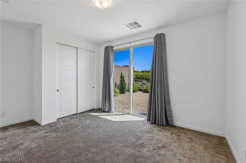 762 Spirit Lake, Las Vegas, NV 89138