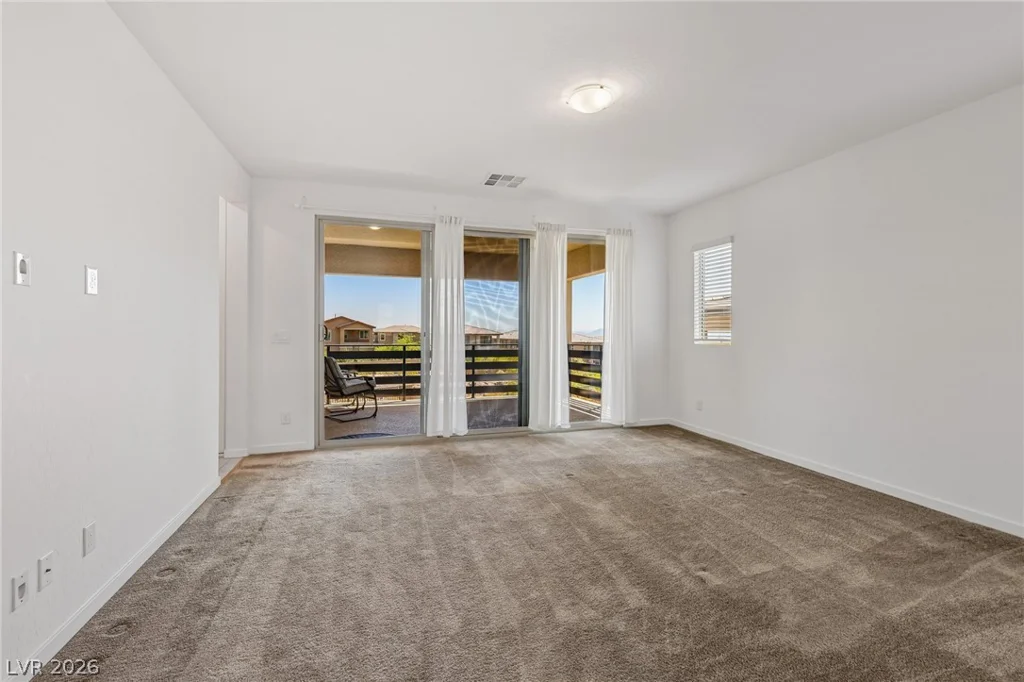 762 Spirit Lake, Las Vegas, NV 89138
