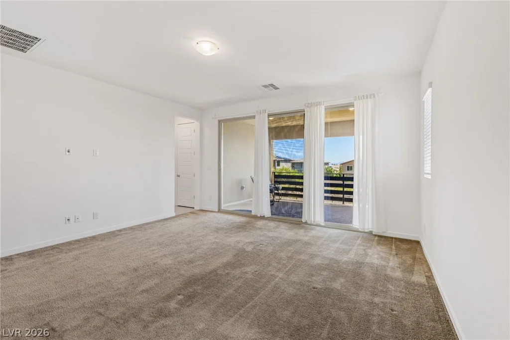 762 Spirit Lake, Las Vegas, NV 89138