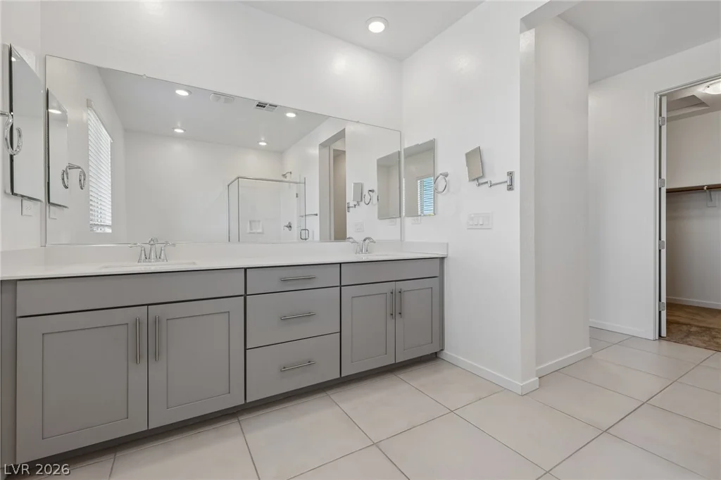 762 Spirit Lake, Las Vegas, NV 89138