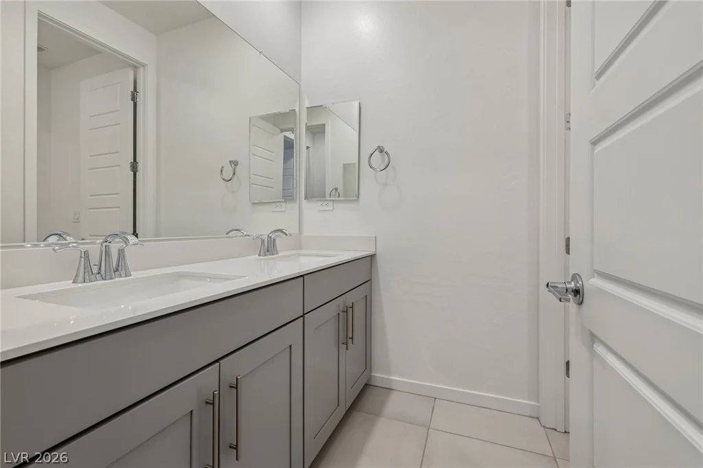 762 Spirit Lake, Las Vegas, NV 89138
