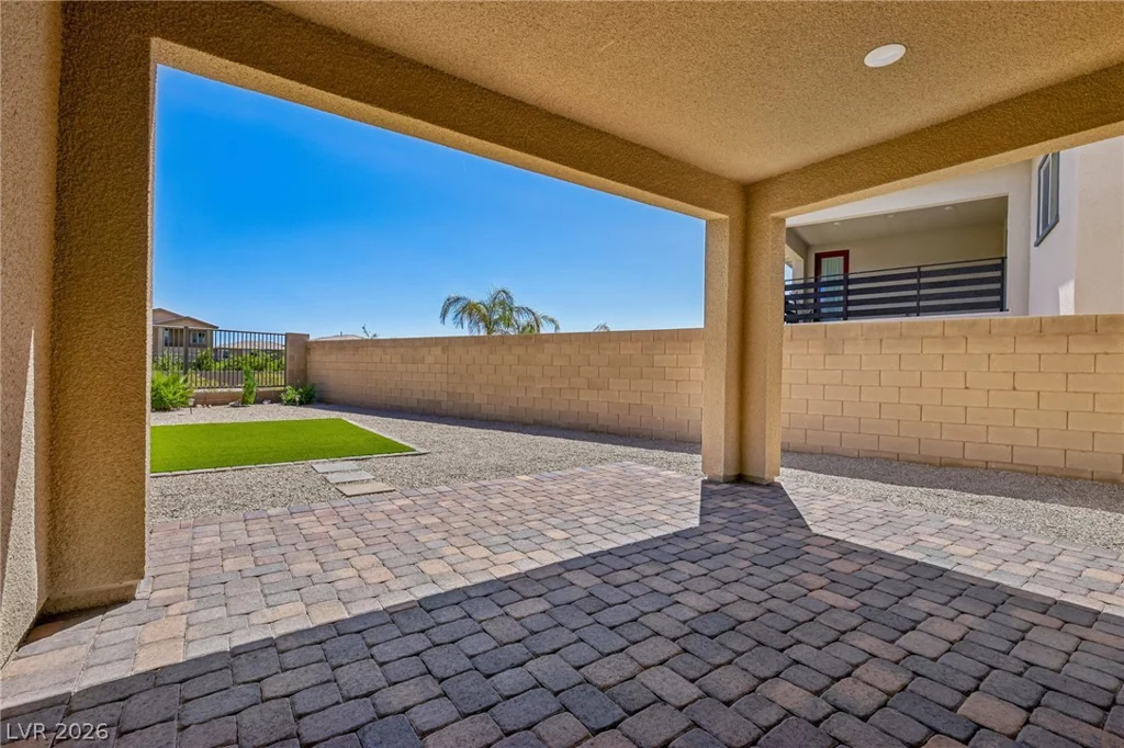 762 Spirit Lake, Las Vegas, NV 89138