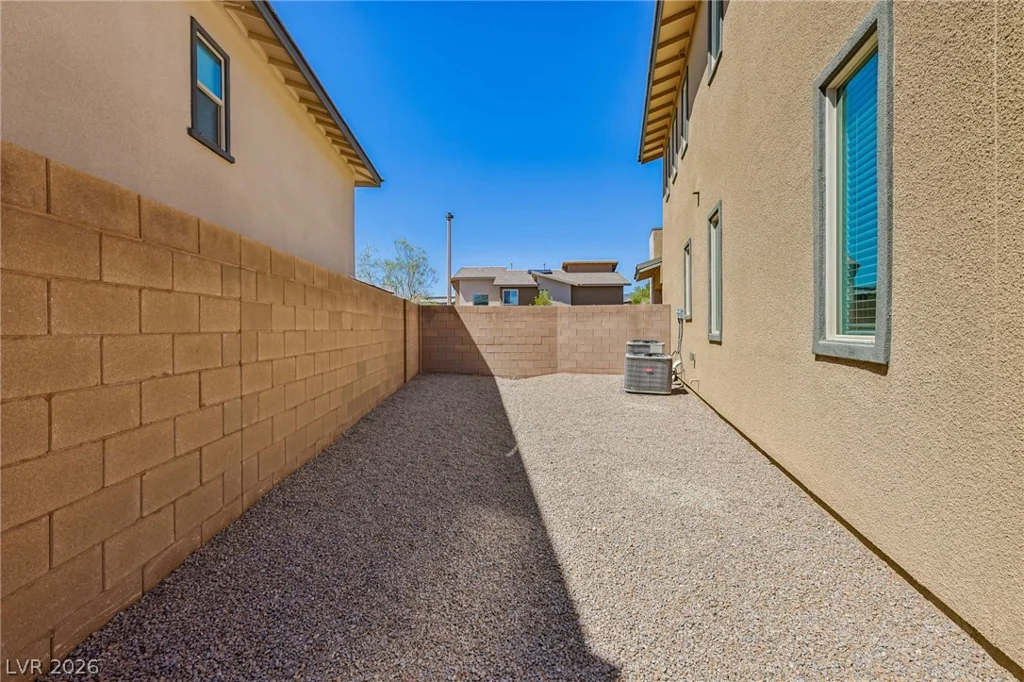 762 Spirit Lake, Las Vegas, NV 89138