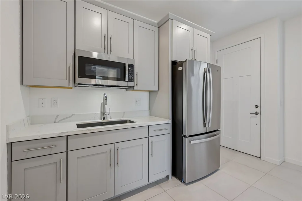 762 Spirit Lake, Las Vegas, NV 89138