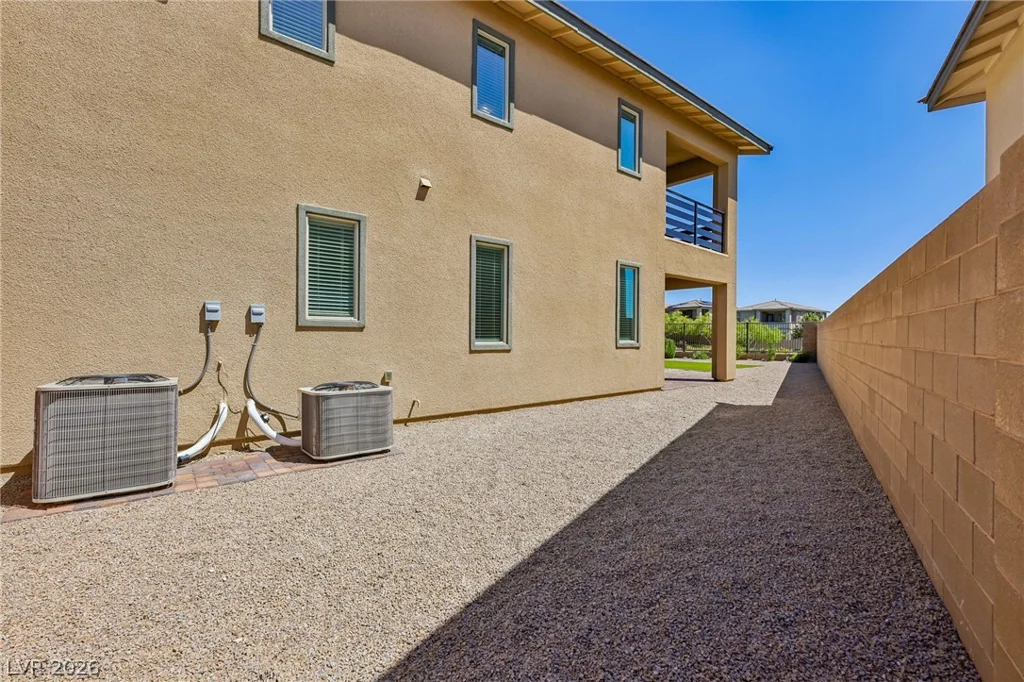 762 Spirit Lake, Las Vegas, NV 89138