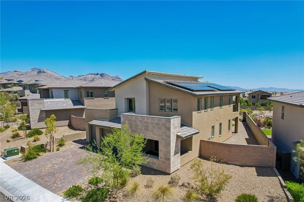 762 Spirit Lake, Las Vegas, NV 89138