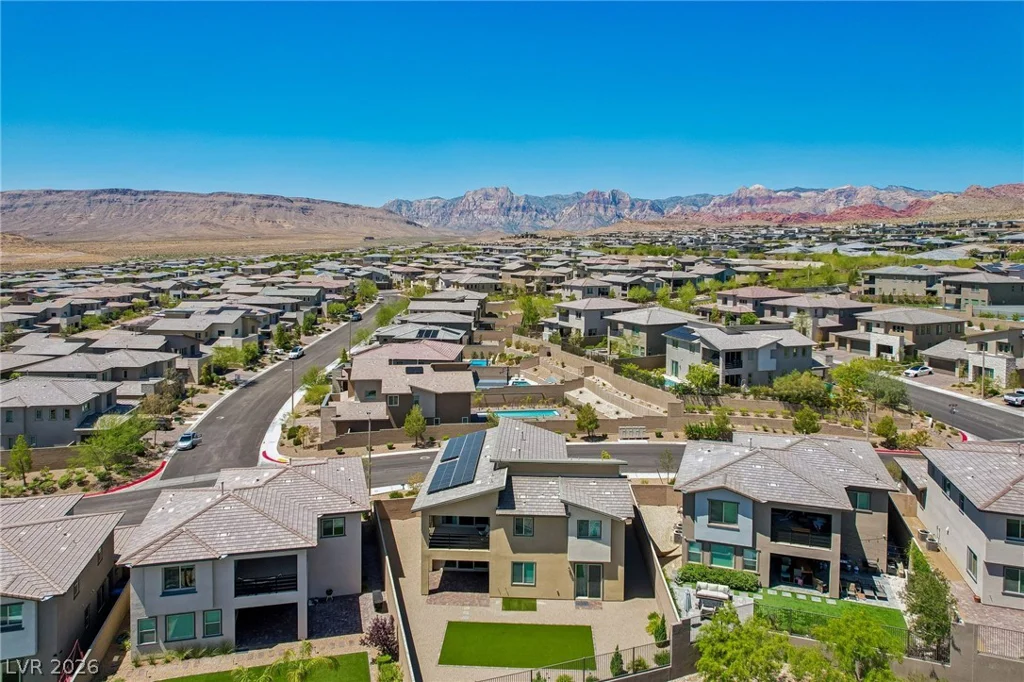762 Spirit Lake, Las Vegas, NV 89138