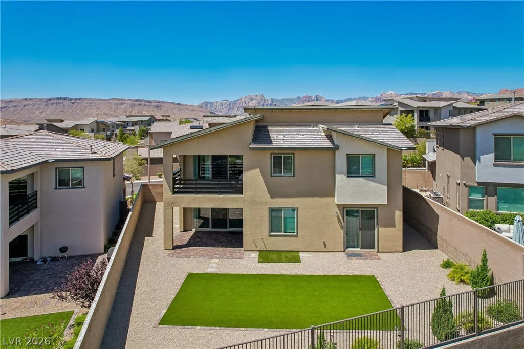 762 Spirit Lake, Las Vegas, NV 89138