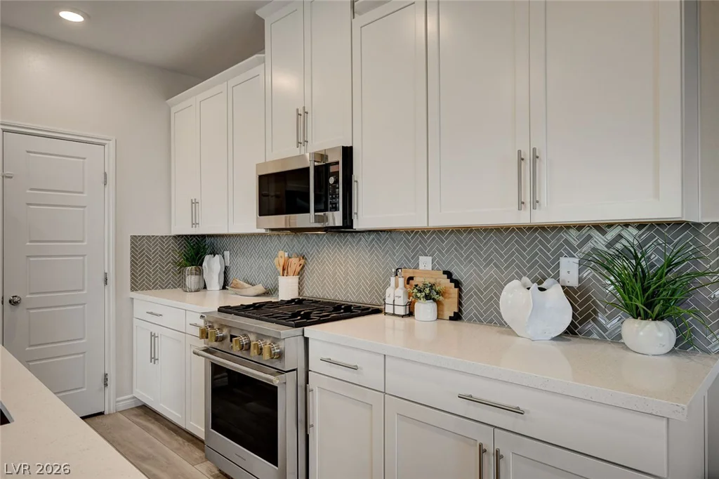 600 Carriage Hill, Las Vegas, NV 89138