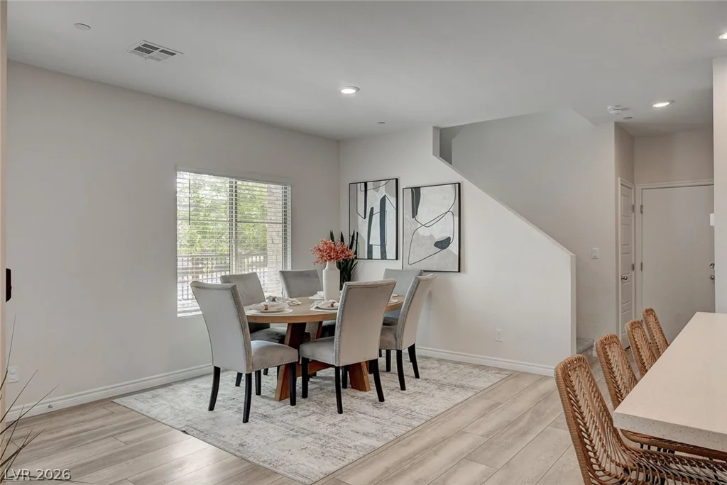600 Carriage Hill, Las Vegas, NV 89138