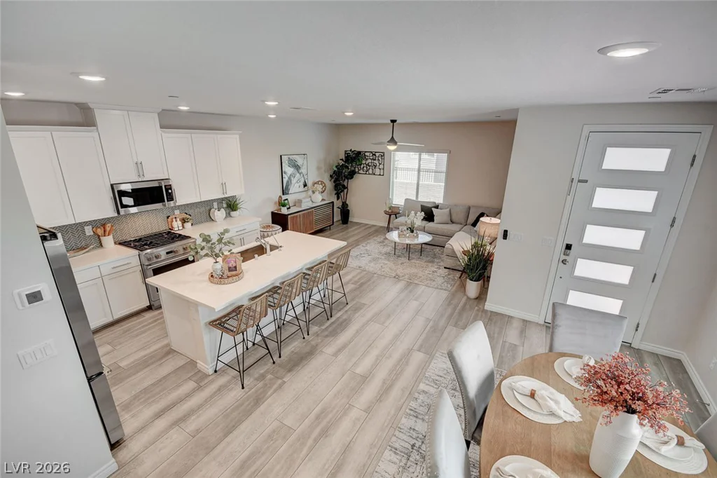 600 Carriage Hill, Las Vegas, NV 89138