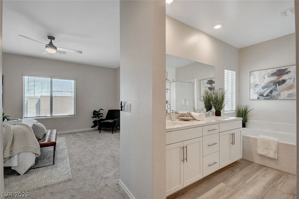 600 Carriage Hill, Las Vegas, NV 89138