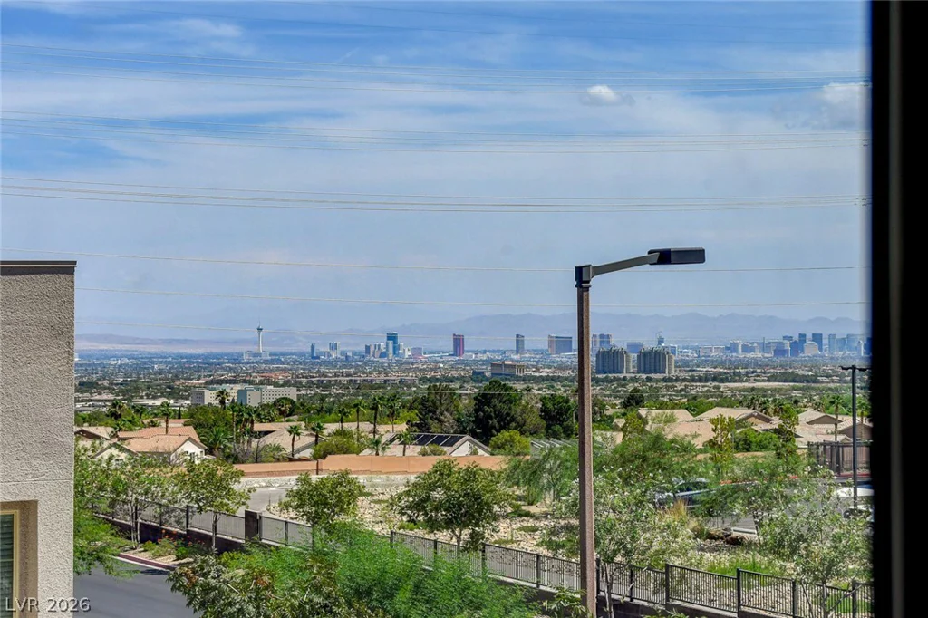 600 Carriage Hill, Las Vegas, NV 89138
