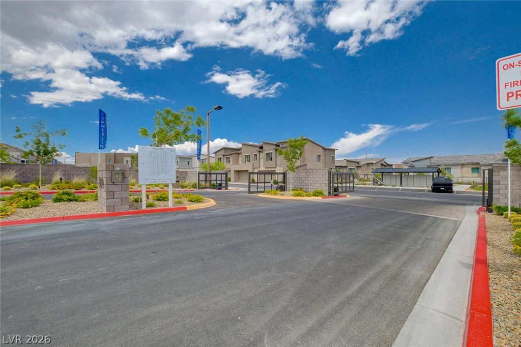 600 Carriage Hill, Las Vegas, NV 89138