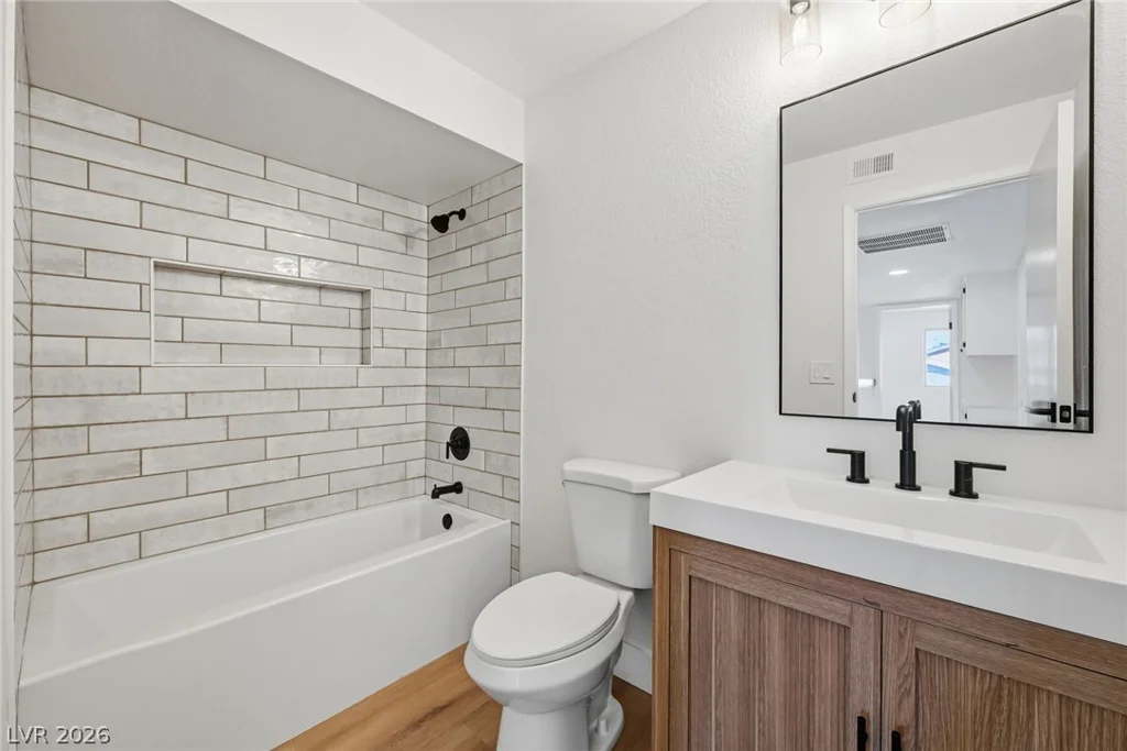 7275 Bridgeview, Las Vegas, NV 89147