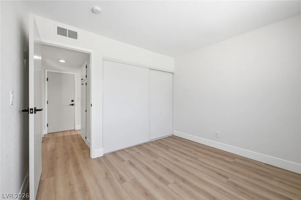 7275 Bridgeview, Las Vegas, NV 89147