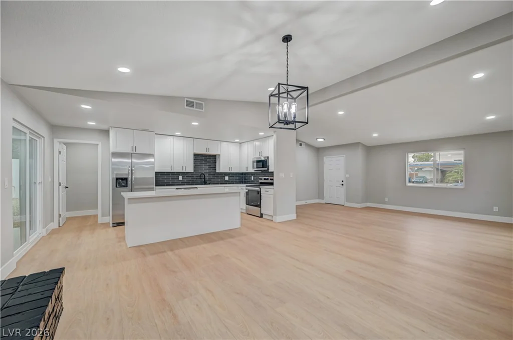 4409 Saint Andrews, Las Vegas, NV 89107