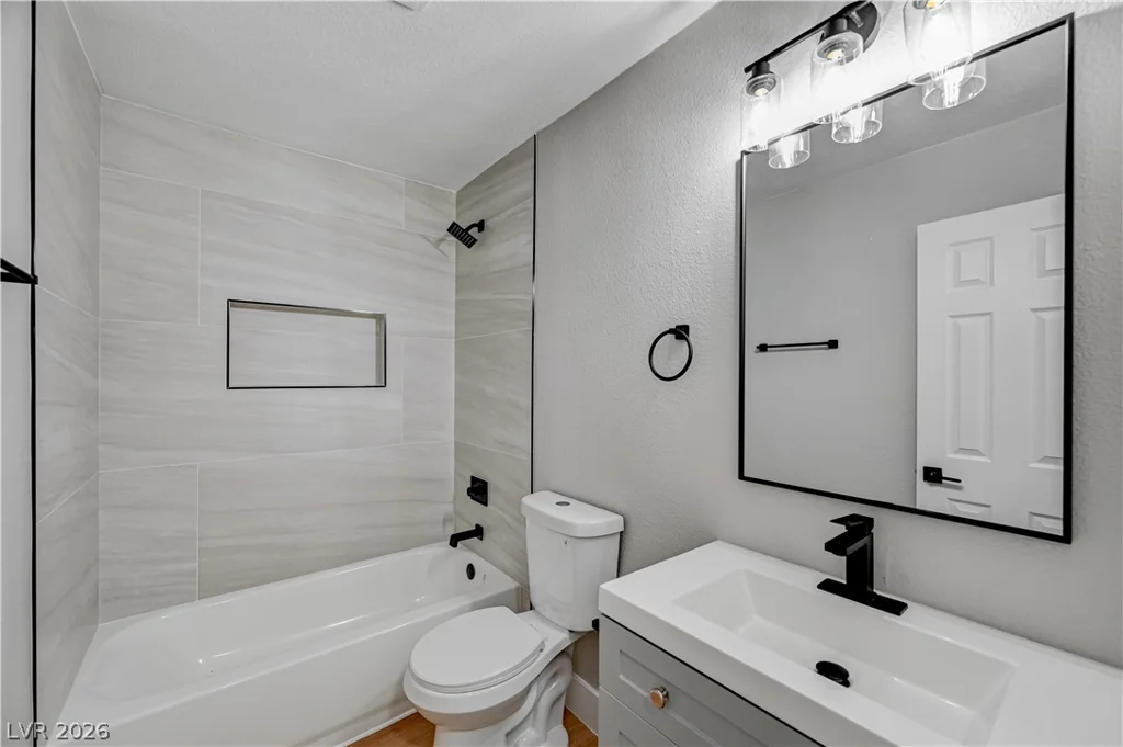 4409 Saint Andrews, Las Vegas, NV 89107