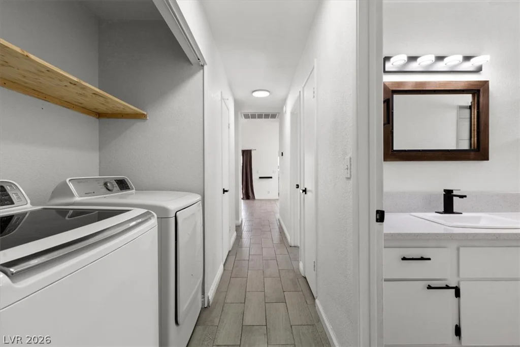 7311 Girard, Las Vegas, NV 89147