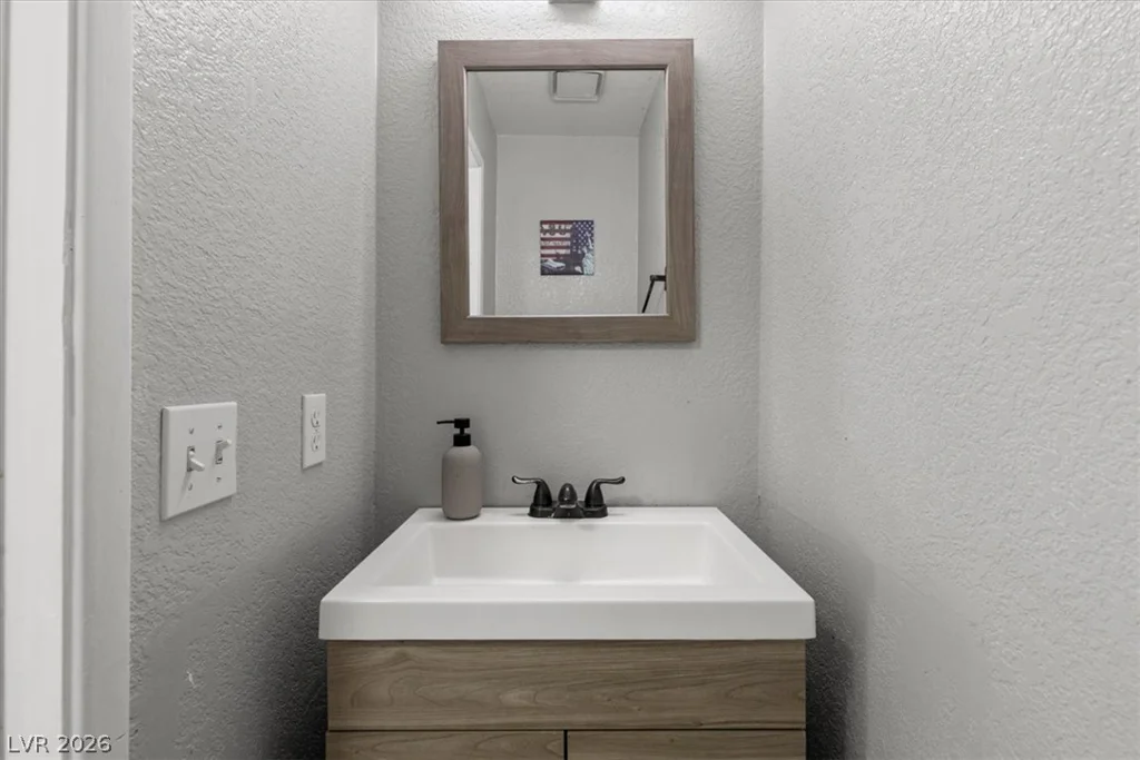 7311 Girard, Las Vegas, NV 89147