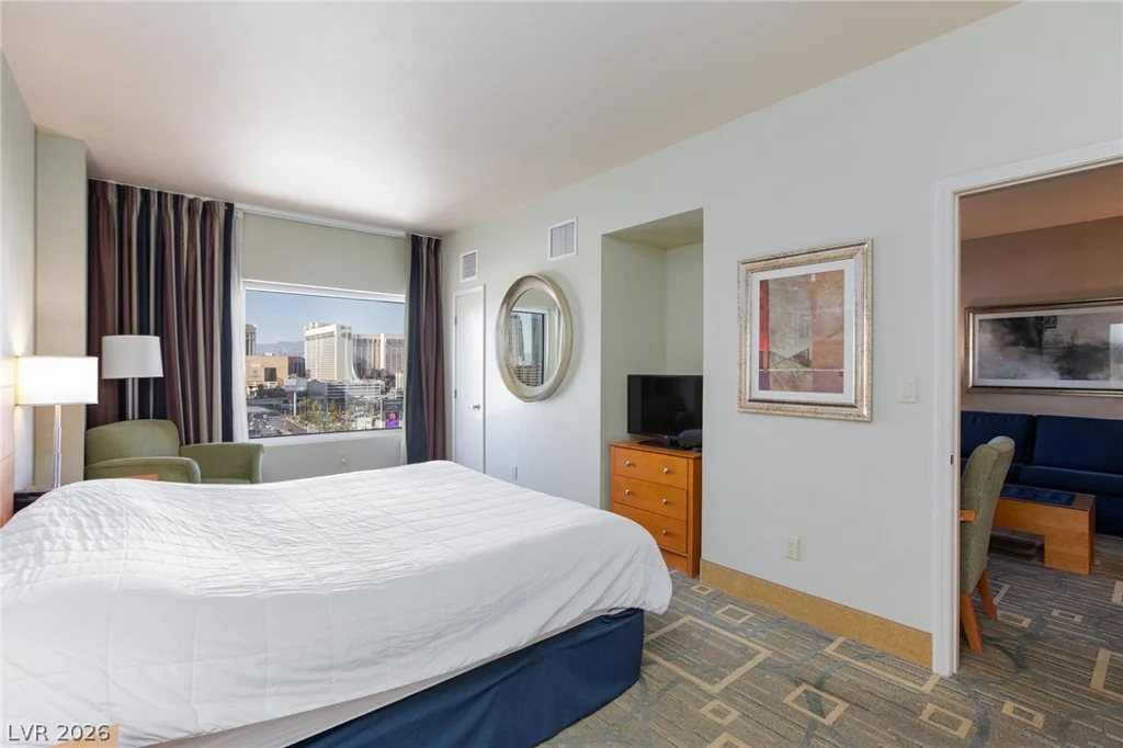 211 Flamingo, Las Vegas, NV 89169