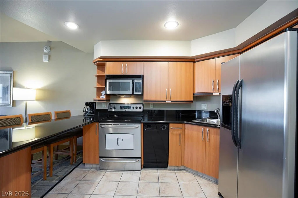 211 Flamingo, Las Vegas, NV 89169