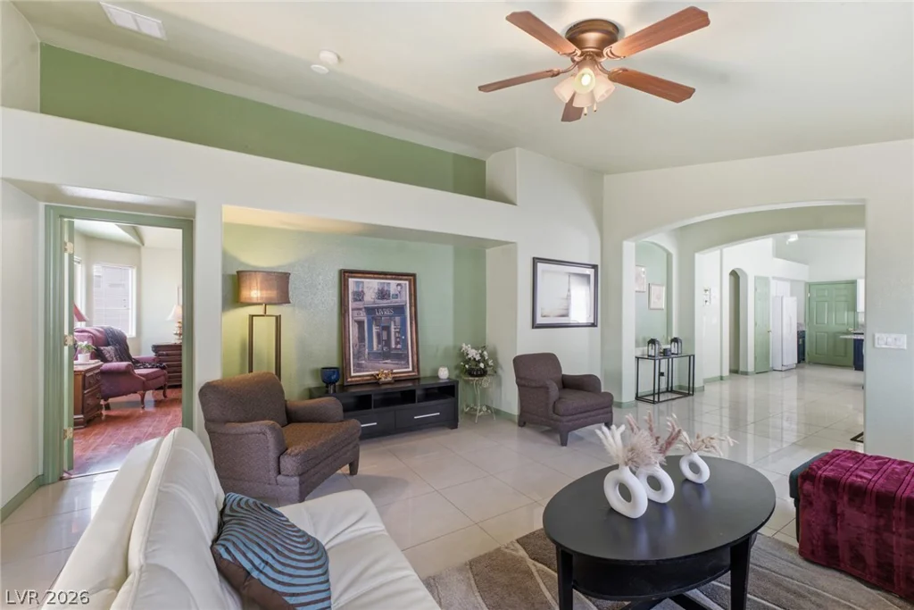 5698 Crowbush Cove, Las Vegas, NV 89122