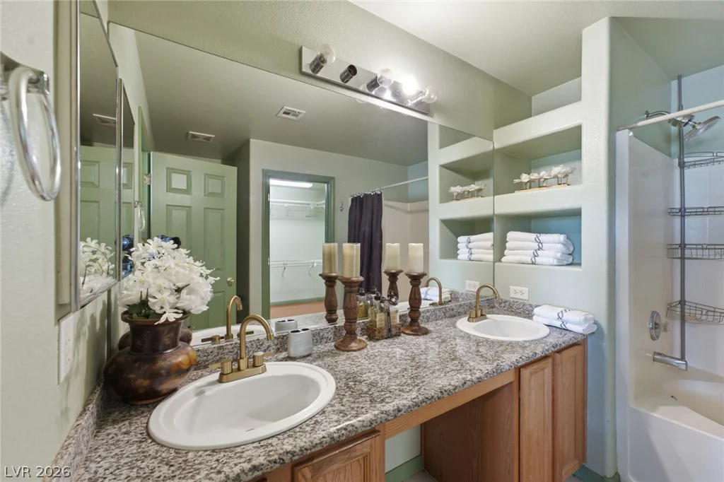 5698 Crowbush Cove, Las Vegas, NV 89122