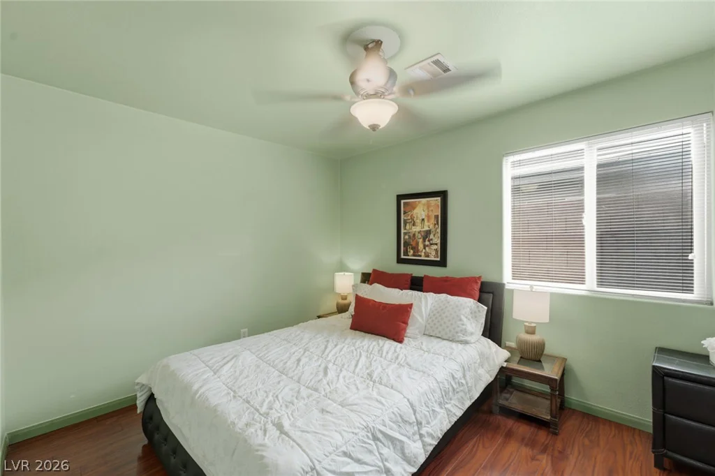 5698 Crowbush Cove, Las Vegas, NV 89122