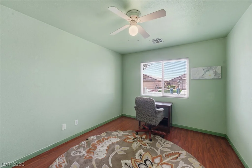 5698 Crowbush Cove, Las Vegas, NV 89122