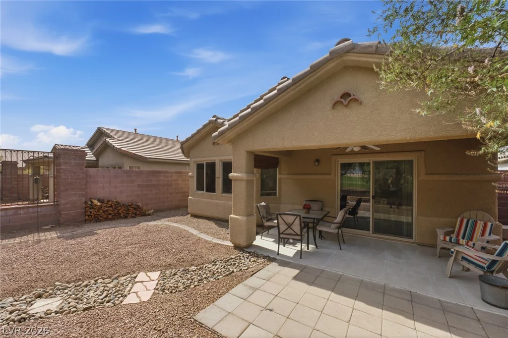 5698 Crowbush Cove, Las Vegas, NV 89122