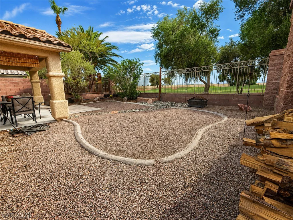 5698 Crowbush Cove, Las Vegas, NV 89122