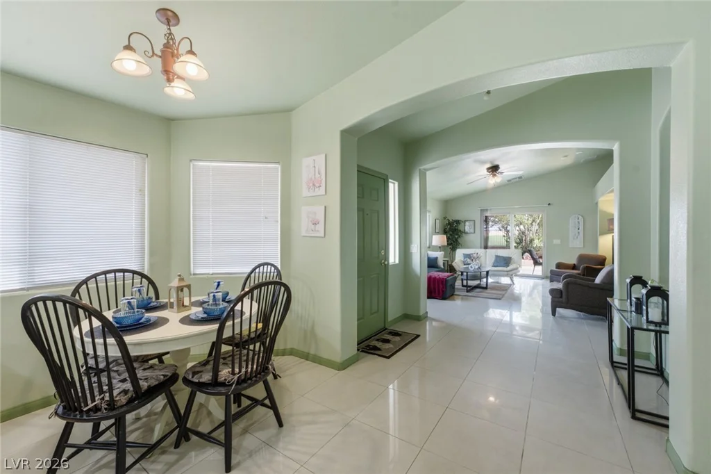 5698 Crowbush Cove, Las Vegas, NV 89122