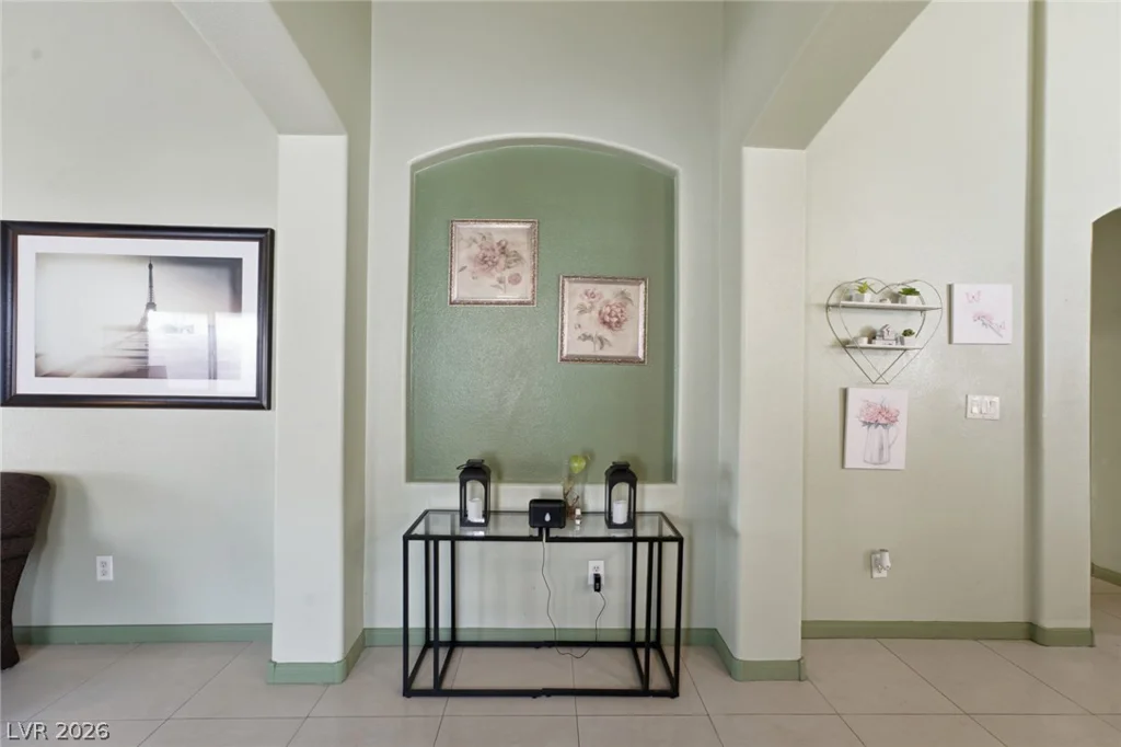 5698 Crowbush Cove, Las Vegas, NV 89122