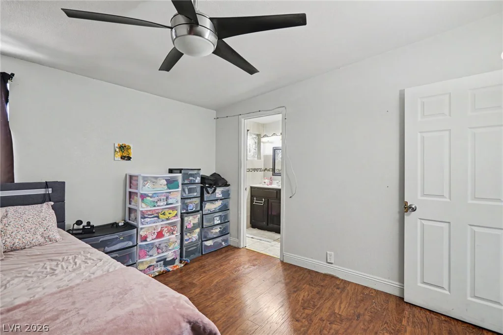 3215 Wright, North Las Vegas, NV 89030