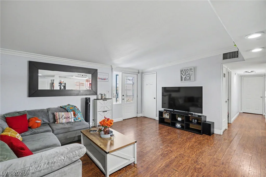 3215 Wright, North Las Vegas, NV 89030
