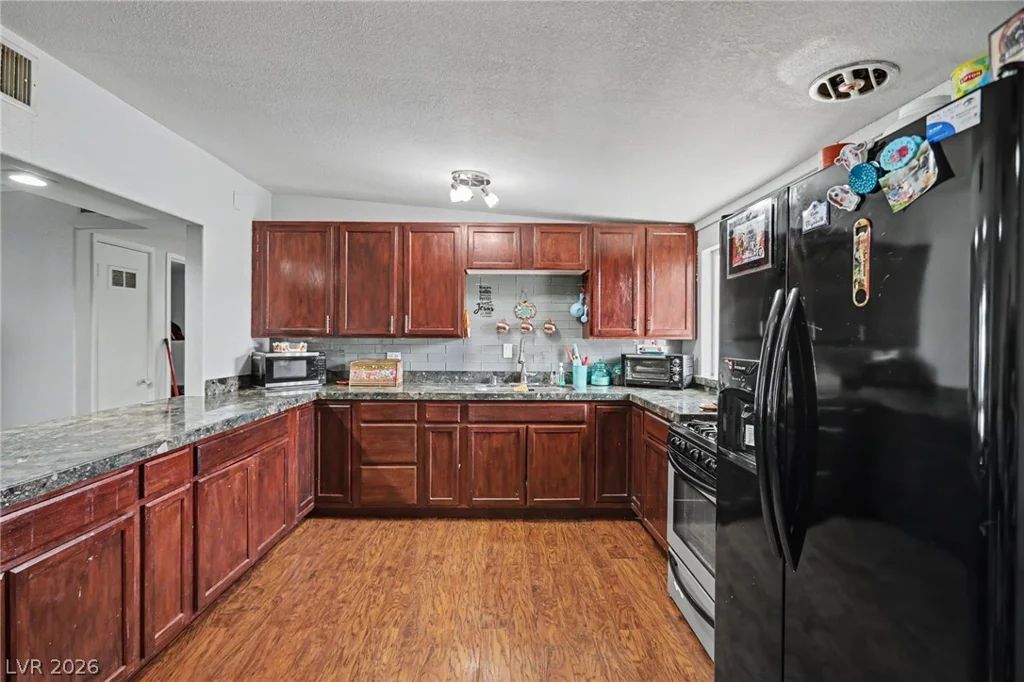 3215 Wright, North Las Vegas, NV 89030