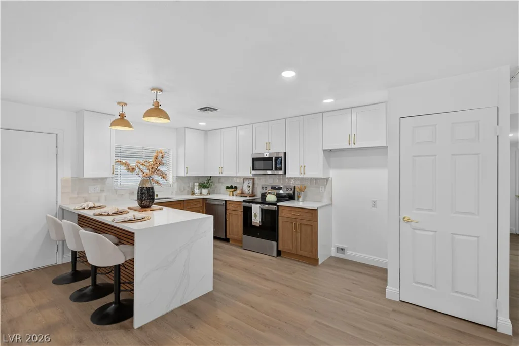 4289 Vegas Valley, Las Vegas, NV 89121