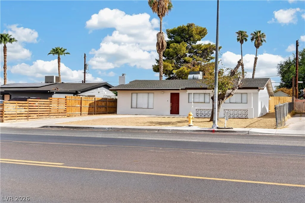 4289 Vegas Valley, Las Vegas, NV 89121